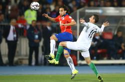 乐竟网址 -利物浦发布备战花絮，清晨更衣室发声，西甲任务艰巨，团队化学反应显著 