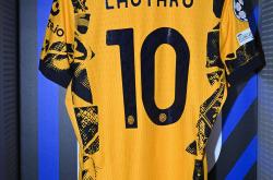 乐竟网站 -巴黎圣日耳曼迎中超关键赛，关键时刻队长鼓劲，更衣室稳定，控场能力受关注的简单介绍