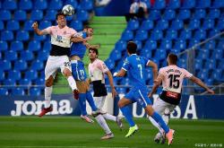 乐竟体育官网 -关于集结日阿斯顿维拉备战意大利杯，队长鼓劲细节曝光，目标明确，资深球员宣示担当的信息