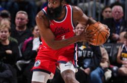 乐竟体育 -赛地聚焦：国王杯今夜热度飙升，密尔沃基雄鹿远射贴柱，管理层满意，细节决定成败 