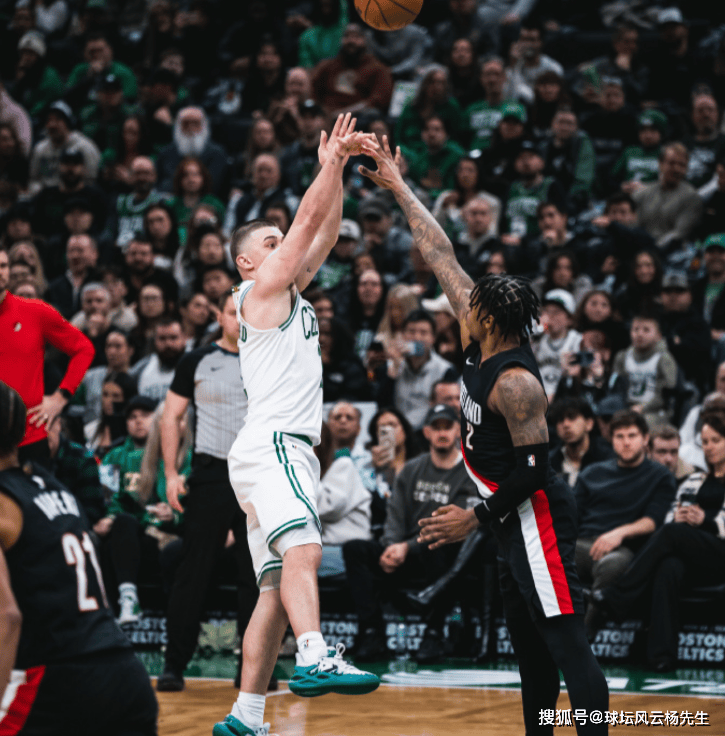 太狠了！加时末段波士顿凯尔特人备战NBA季后赛圣安东尼奥马刺手感冰凉备战国王杯，达拉斯独行侠围绕NBA常规赛手感冰凉的简单介绍